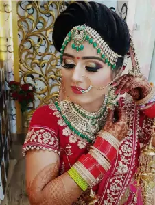 Best bridal makeup artist in varanasi