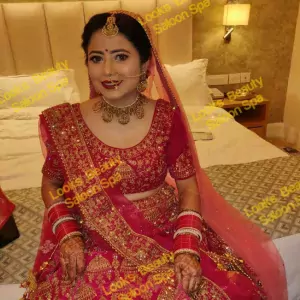 Bridal makeup artist in Varanasi