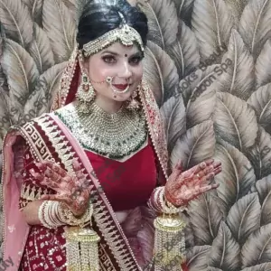 Bridal makeup artist in Varanasi